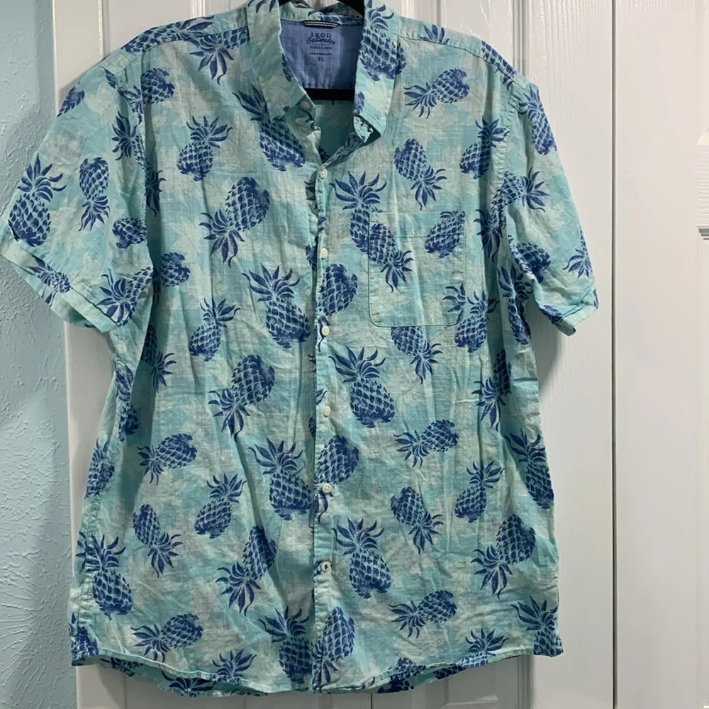 IZOD Saltwater Relaxed Classic Blue Pineapple Button Down - Picture 1 of 10